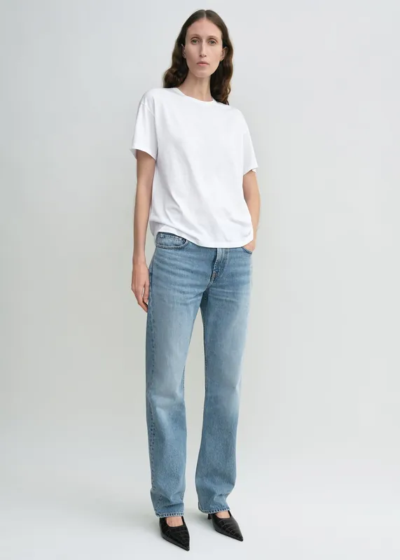 Oversized блејзер - must-have парче за пролетна гардероба